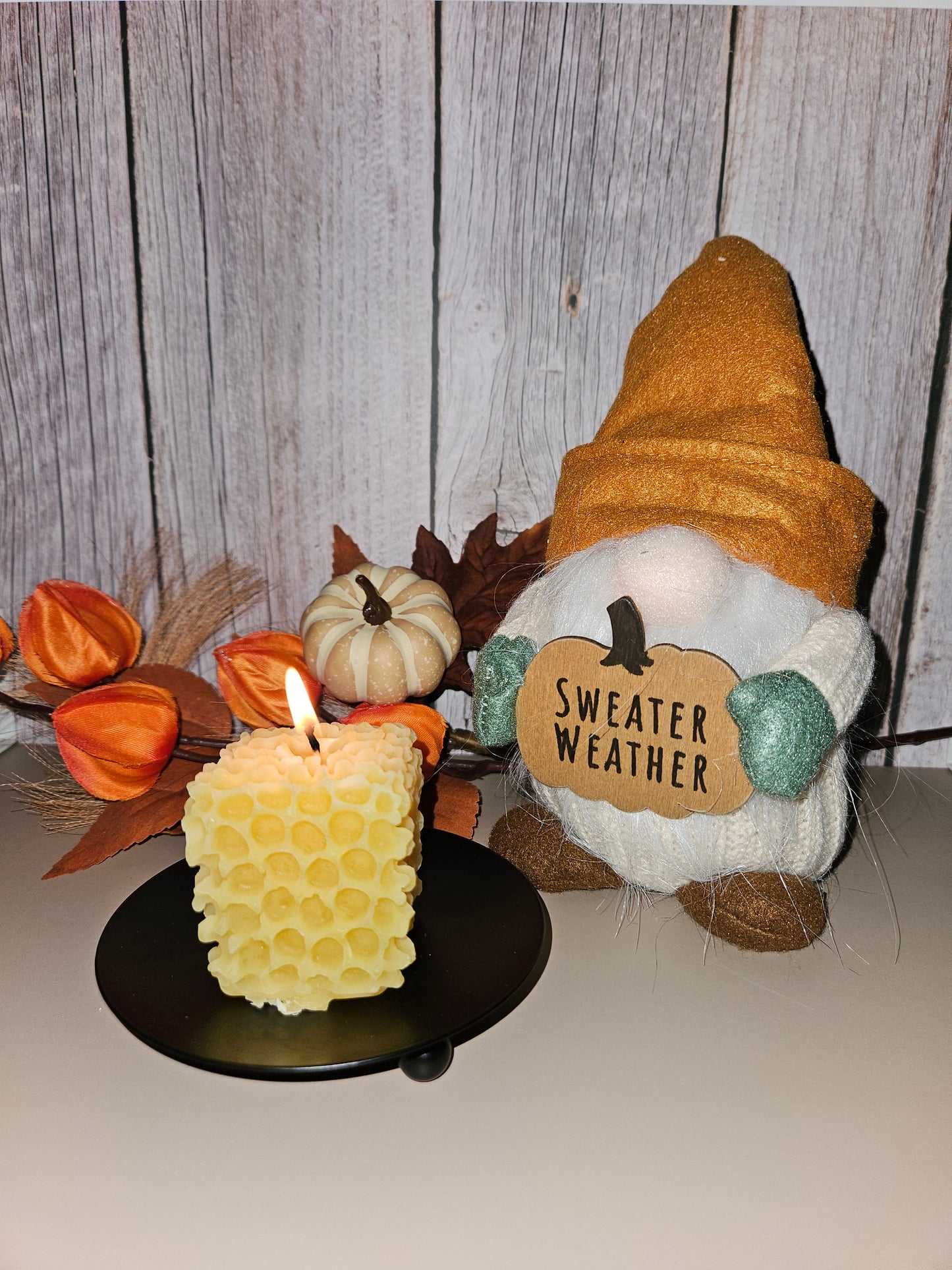 Beeswax Honeycomb square candle