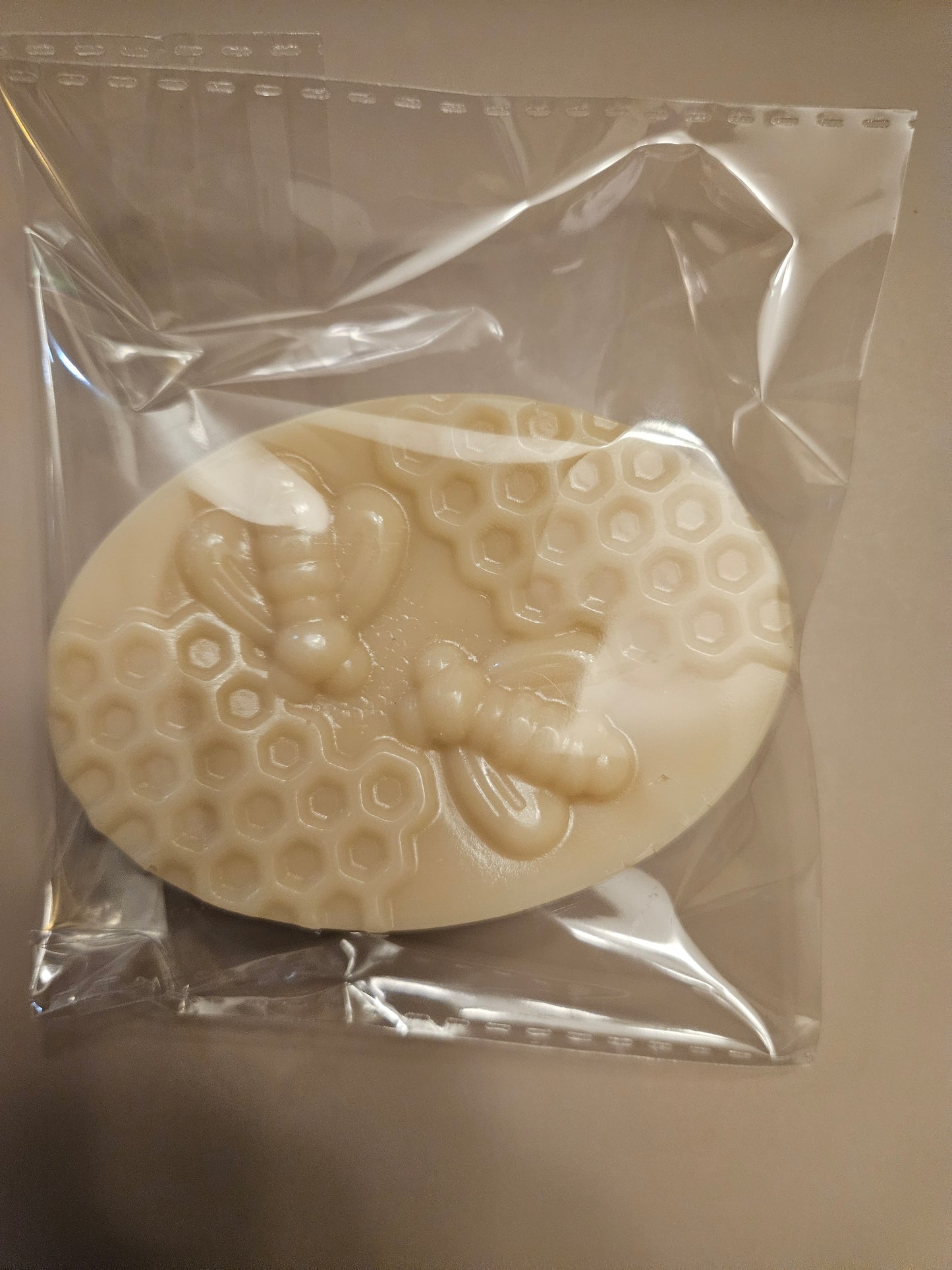 Honey soap Unscented oval 2 bees and honeycomb