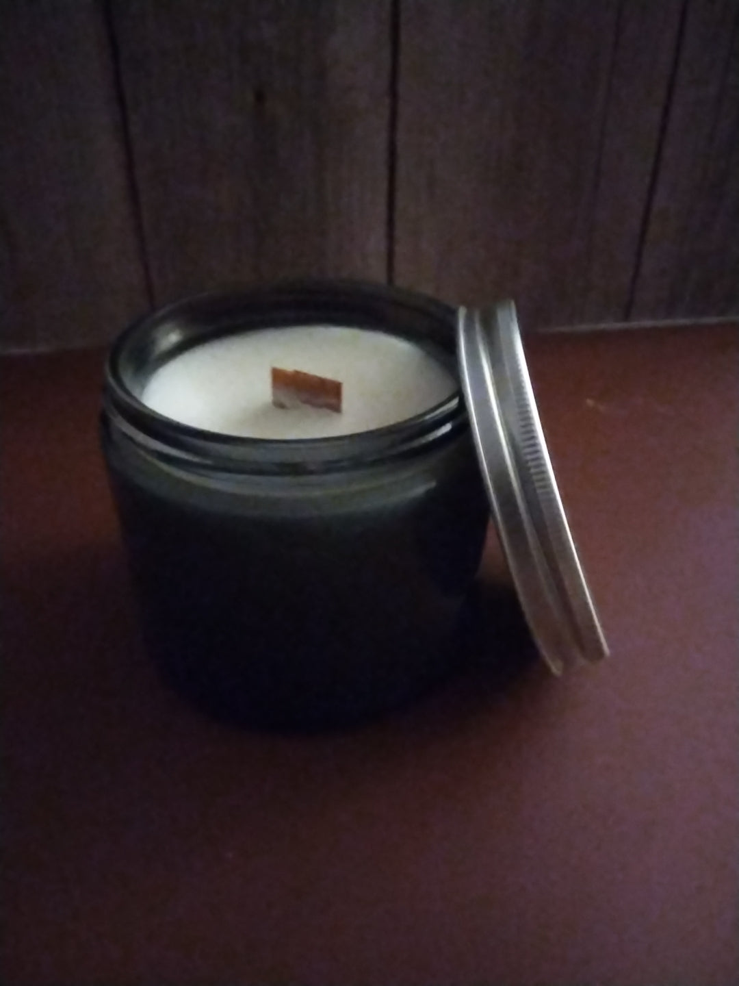 12oz Currant + Sandalwood Candle